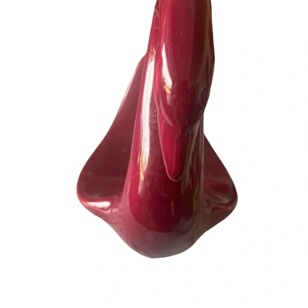 Vintage Nova Designs Bathroom Swan Towel Holder Maroon Burgundy